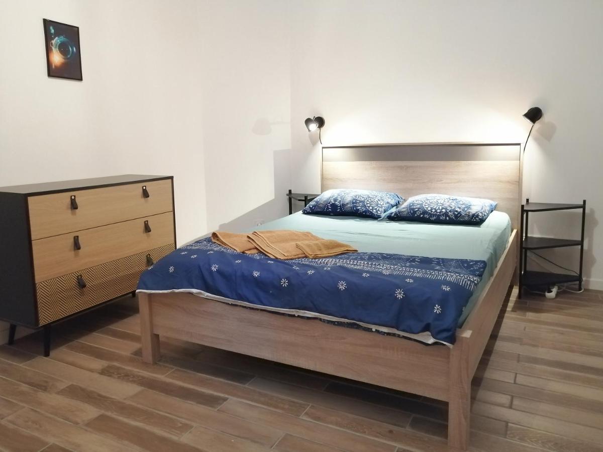 Blue Rent Apartment Bron Ngoại thất bức ảnh